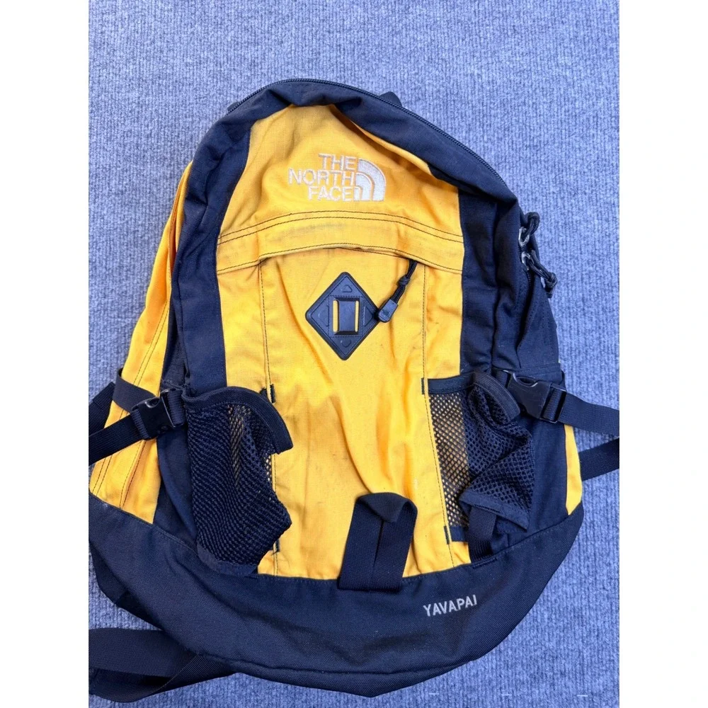 The North Face Yavapai Backpack Yellow Black Hiking School Bag Y2K Workwear